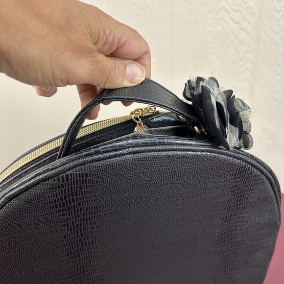 Lancome Paris Make-Up Bag Travel Case Cosmetic Round Zippered Zip Around Handle - Picture 6 of 8